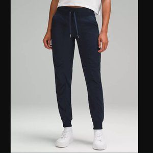 Lululemon Dance Studio Jogger Full Length Navy sz.4 NWOT